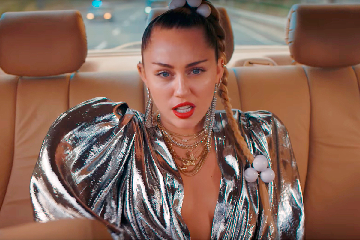 Miley Cyrus Video Nothngbreakslikeaheart